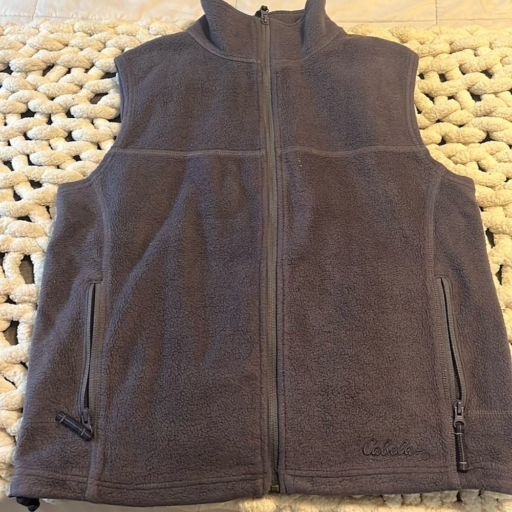 Cabelas Medium Purple Fleece Vest